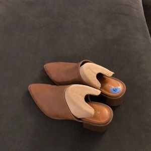 Madden Girl NWT Mules/clog Shoe. Smoke free home. Never worn.
